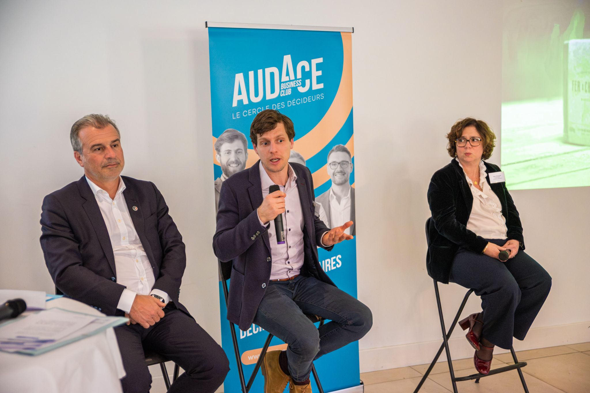 Déjeuner business avec Jean-Luc Chauvin, Laure Pierrisnard et Yannick Seghin, chefs d’entreprises centenaires Déjeuner business avec Jean-Luc Chauvin, Laure Pierrisnard et Yannick Seghin, chefs d’entreprises centenaires